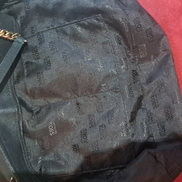 Michael Kors Jet Set Black and Gold Chains (Very Rare)Bag EXCELLENT COND. - Picture 12 of 13